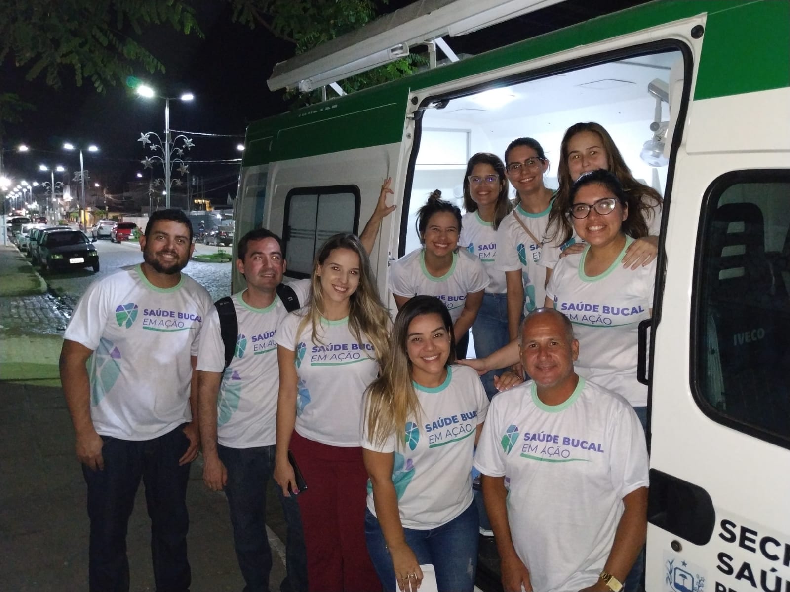 Unidade Móvel Odontológica leva saúde bucal a alunos da rede municipal