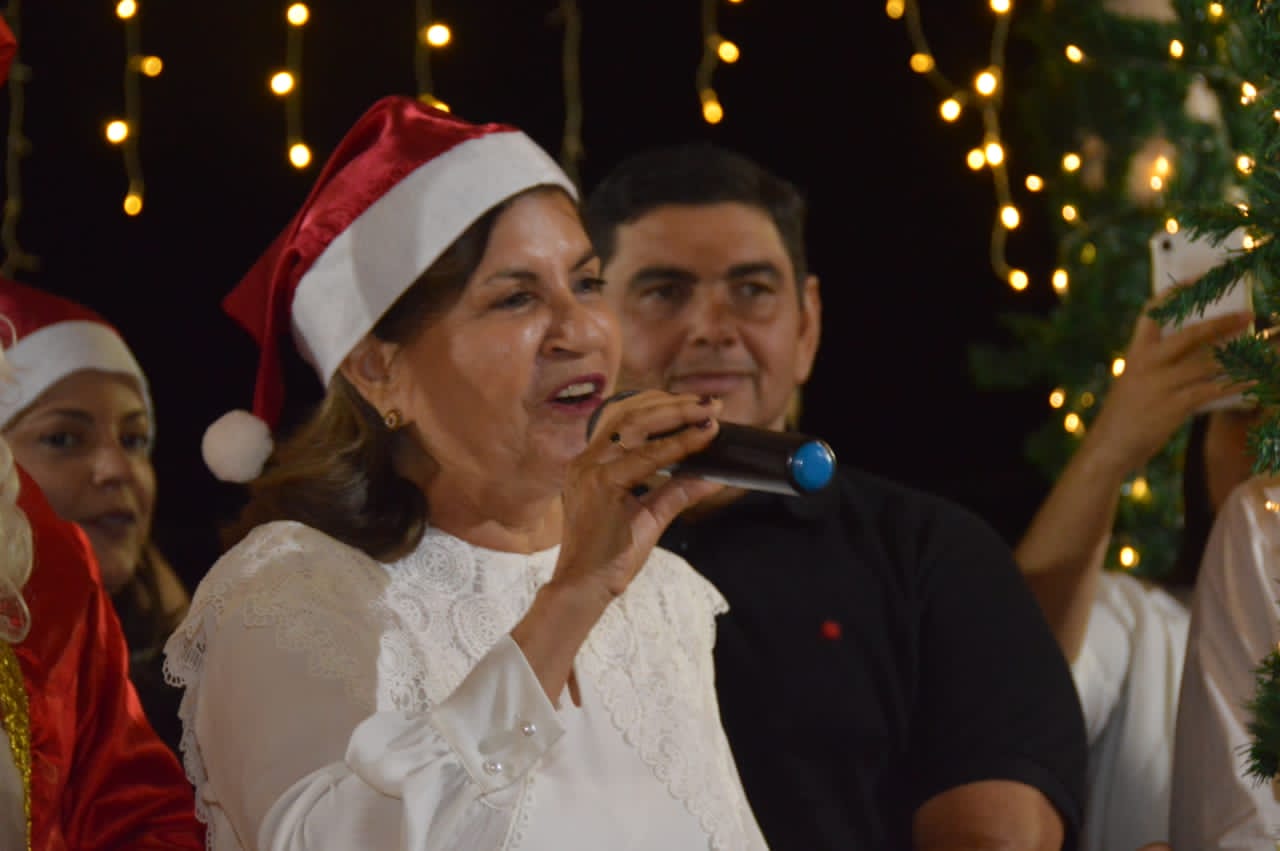 Abertura da terceira edição do Natal de Luz leva multidão à Praça da Matriz, em Mamanguape
