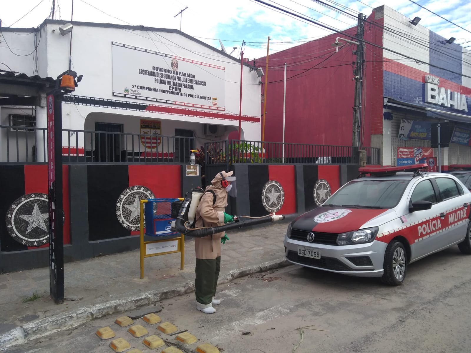 Prefeitura segue realizando trabalho de desinfecção de ruas do município