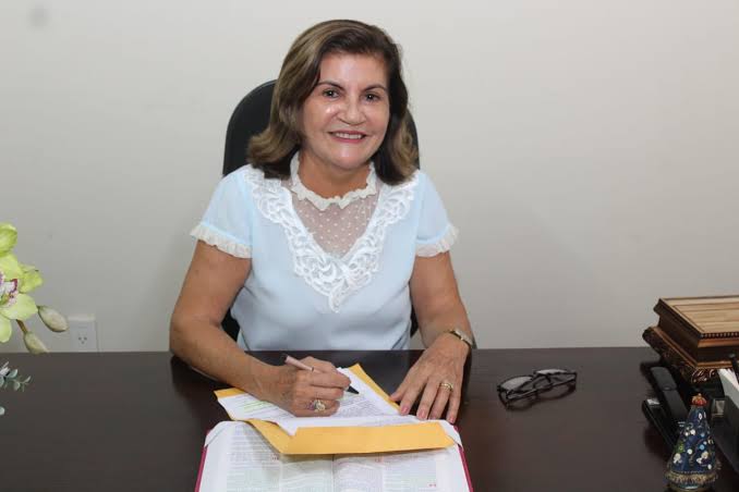Após reunião com secretário da Saúde Rafael Ayres e secretária de Finanças Danielle Rodrigues, prefeita Eunice envia PL da gratificação para profissionais do enfrentamento à COVID-19