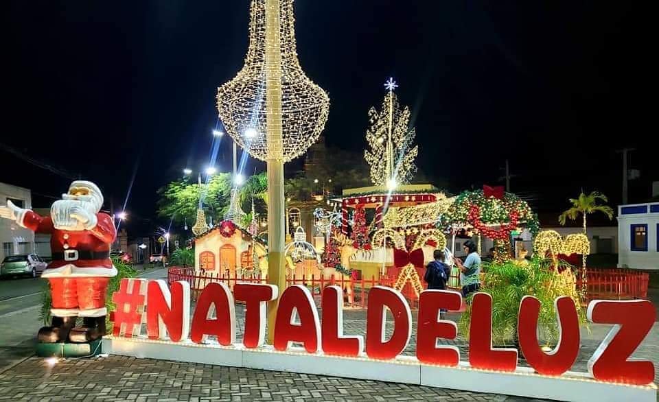 Secretaria de Turismo fecha parcerias para a 5ª edição do Natal de Luz