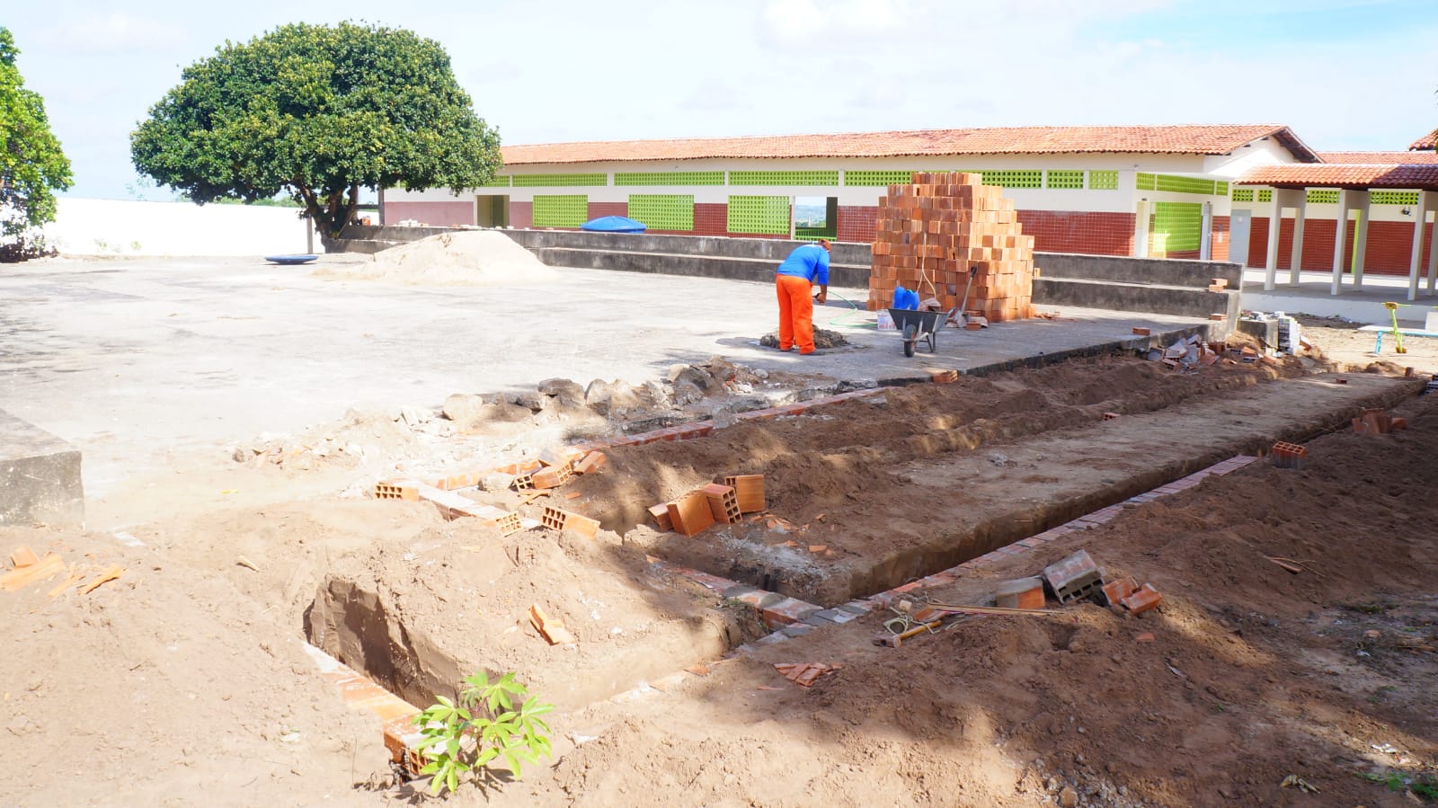 Prefeitura de Mamanguape inicia o ano com obras de reestruturação nas escolas da rede municipal
