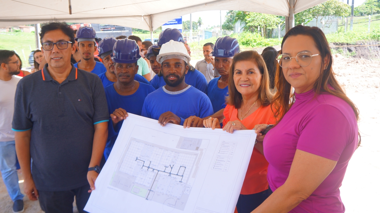 Prefeita Eunice oferece café da manhã para operários comemorando o início da obra da creche em parceria com Governo do Estado
