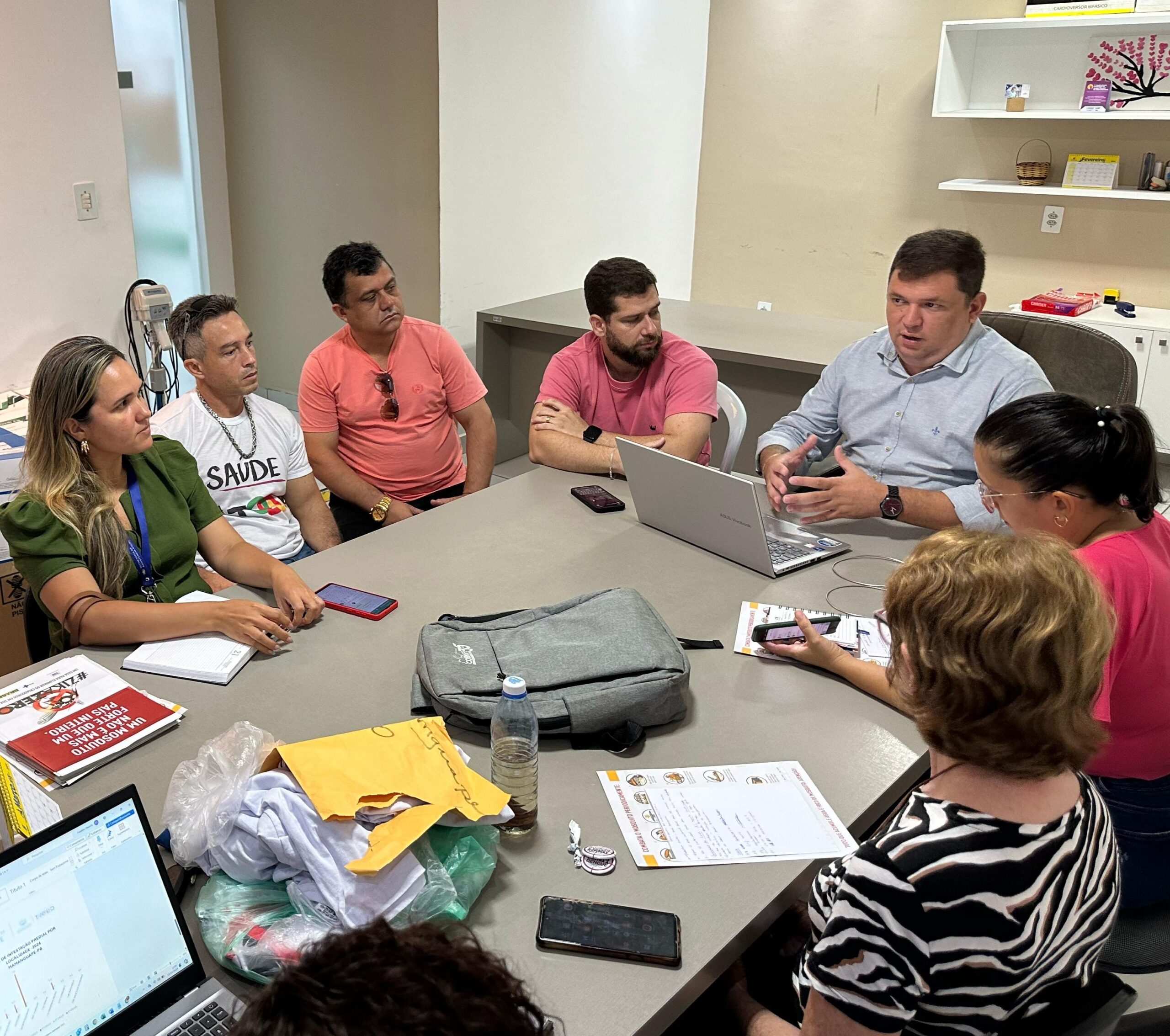 Secretaria de Saúde realiza reunião para planejamento de ações de combate à dengue