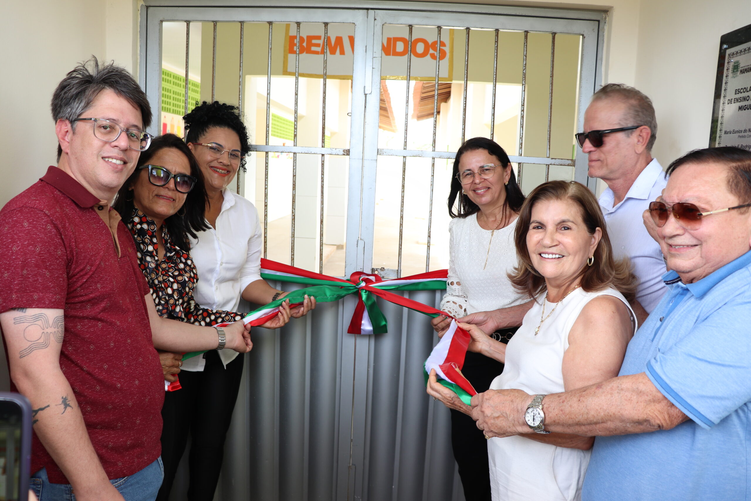 Prefeita Eunice Pessoa realiza a entrega da EMEF Miguel Dália, na Zona Rural de Mamanguape