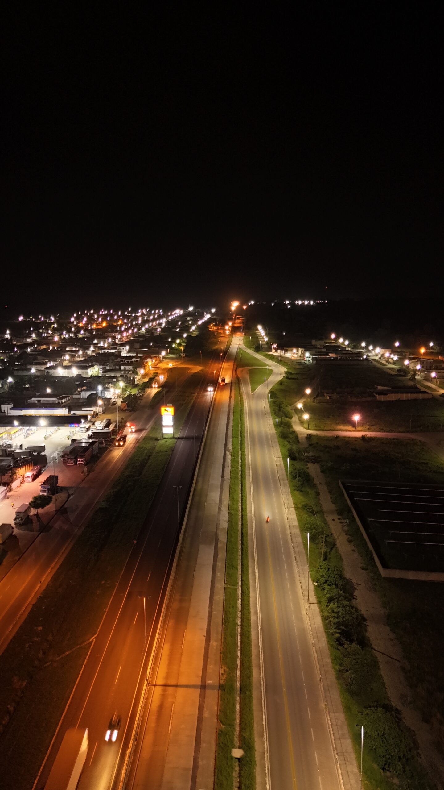 População elogia nova iluminação em LED na BR-101 em Mamanguape