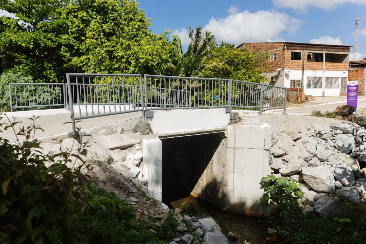 Prefeitura de Mamanguape entrega duas novas passagens molhadas no bairro Terra Nova